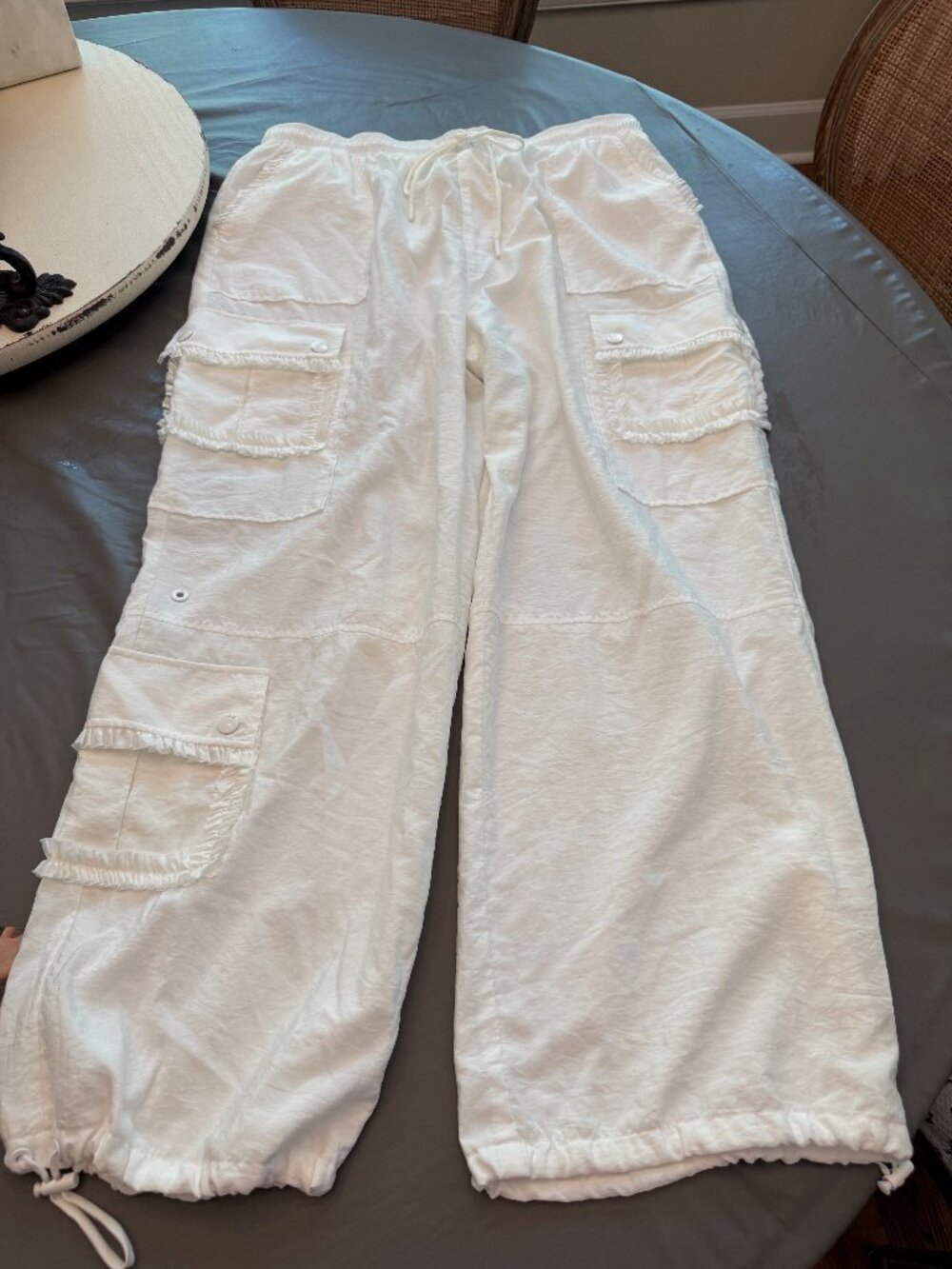 cinq a sept White jogger NWT